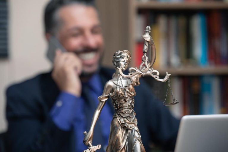 Jak kancelaria capital legal wspiera startupy w pierwszych krokach?